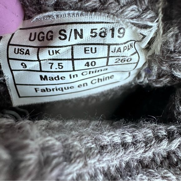UGG AUSTRALIA FOR WOMEN/ 9 - Picture 9 of 16